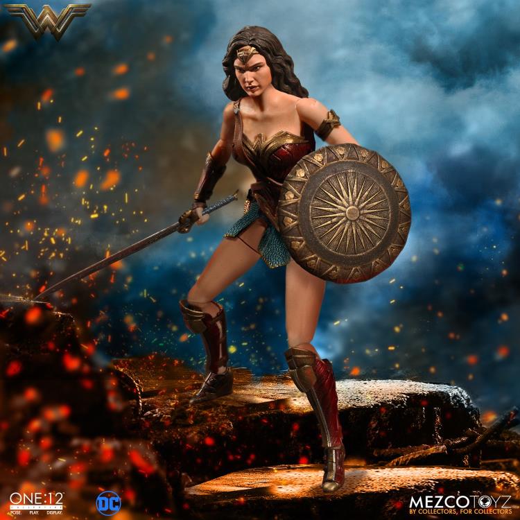 DC Mezco Wonder Woman One:12 Scale Action Figure Pre-Order - Action Figure Warehouse Australia | Comic Collectables